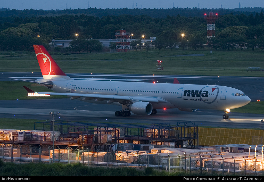 Aircraft Photo of N807NW | Airbus A330-323 | Northwest Airlines | AirHistory.net #55199