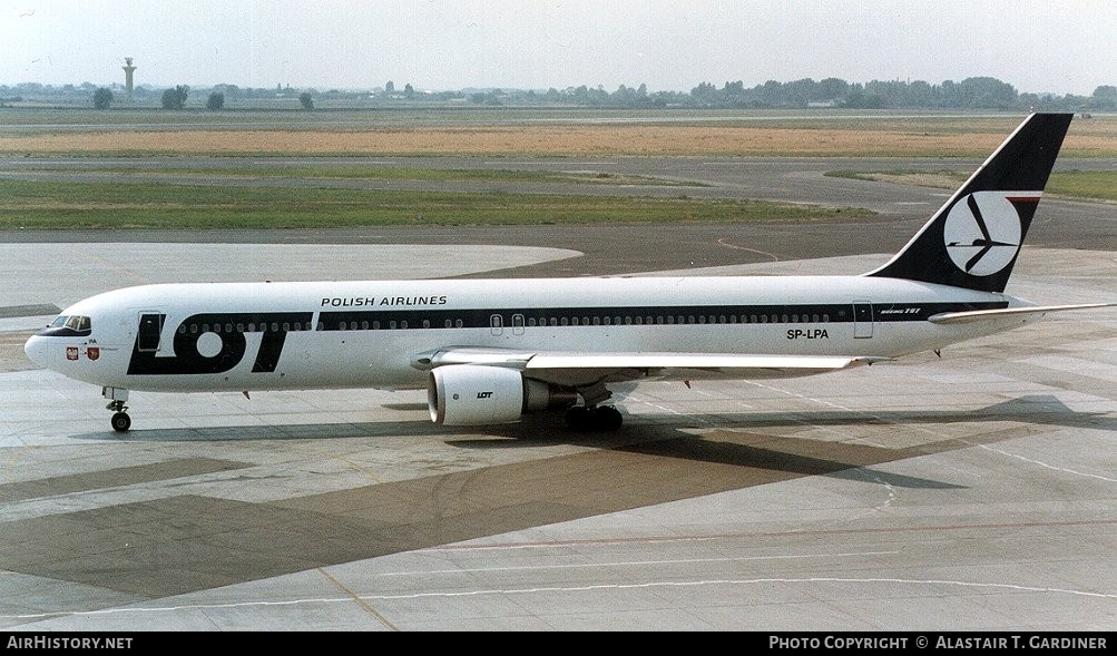 Aircraft Photo of SP-LPA | Boeing 767-35D/ER | LOT Polish Airlines - Polskie Linie Lotnicze | AirHistory.net #55398