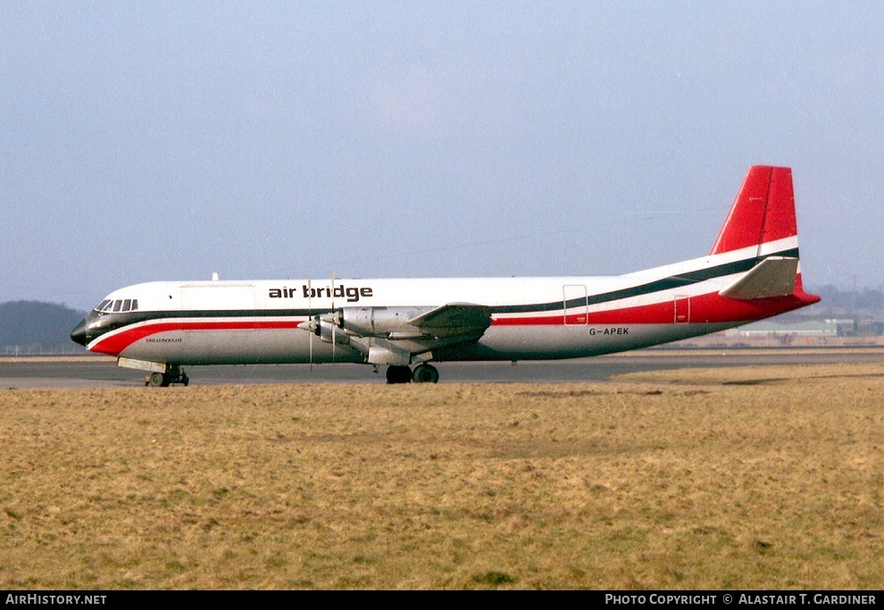 Aircraft Photo of G-APEK | Vickers 953C Merchantman | Air Bridge | AirHistory.net #55449