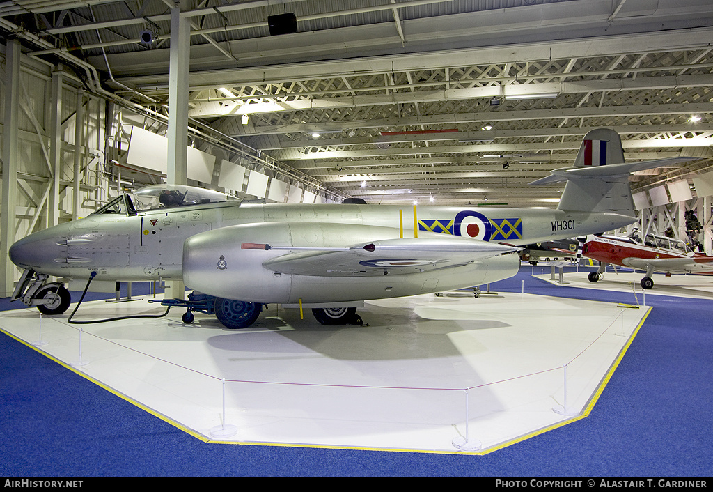 Aircraft Photo of WH301 | Gloster Meteor F8 | UK - Air Force | AirHistory.net #55463