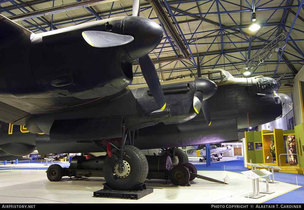 Aircraft Photo of R5868 | Avro 683 Lancaster B1 | UK - Air Force | AirHistory.net #55555