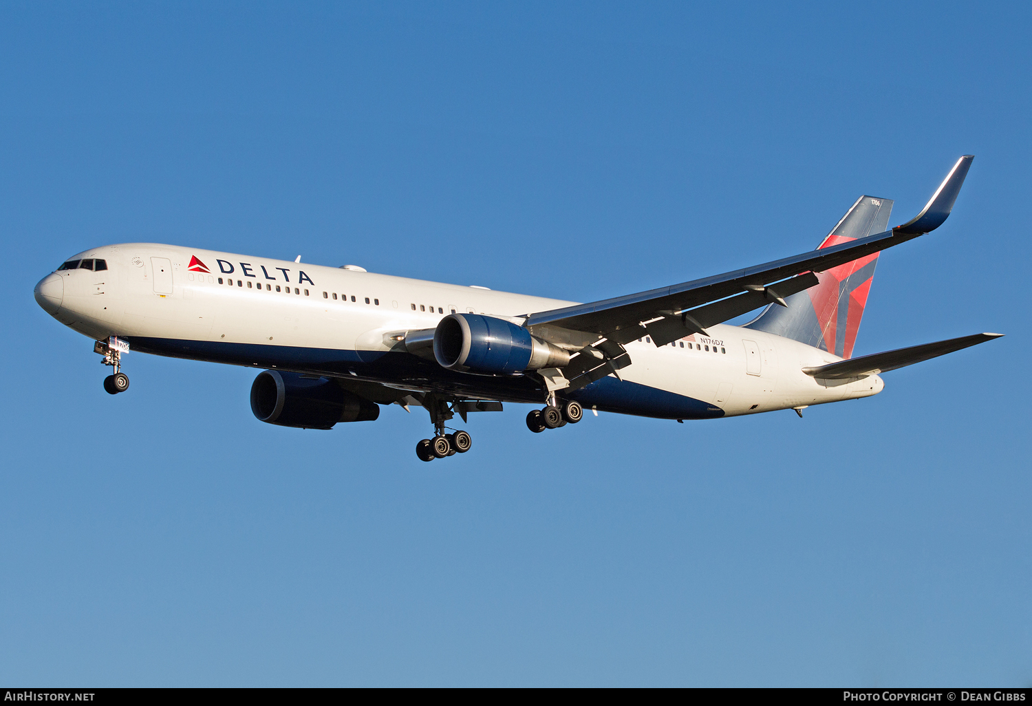 Aircraft Photo of N176DZ | Boeing 767-332/ER | Delta Air Lines | AirHistory.net #55577