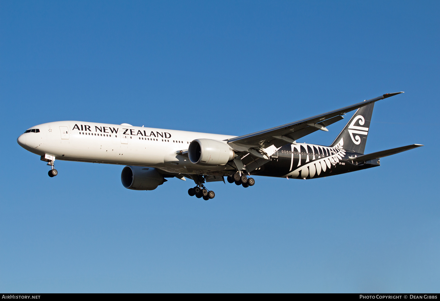 Aircraft Photo of ZK-OKS | Boeing 777-319/ER | Air New Zealand | AirHistory.net #55586