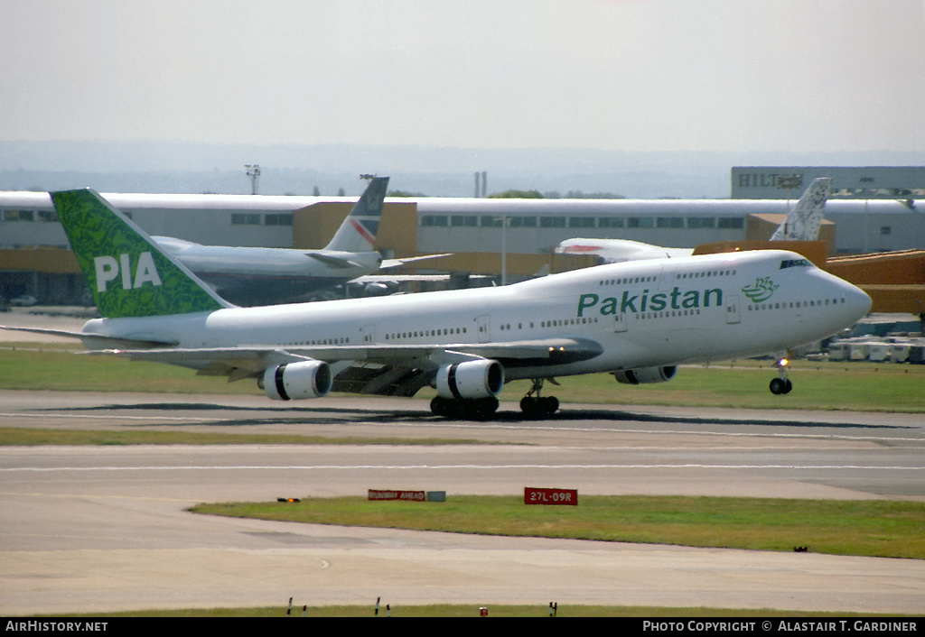 Aircraft Photo of AP-BFY | Boeing 747-367 | Pakistan International Airlines - PIA | AirHistory.net #55671