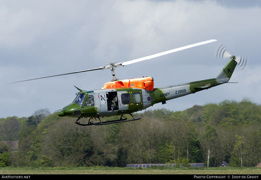 Aircraft Photo of ZJ969 | Bell 212 AH.1 | UK - Army | AirHistory.net #55769