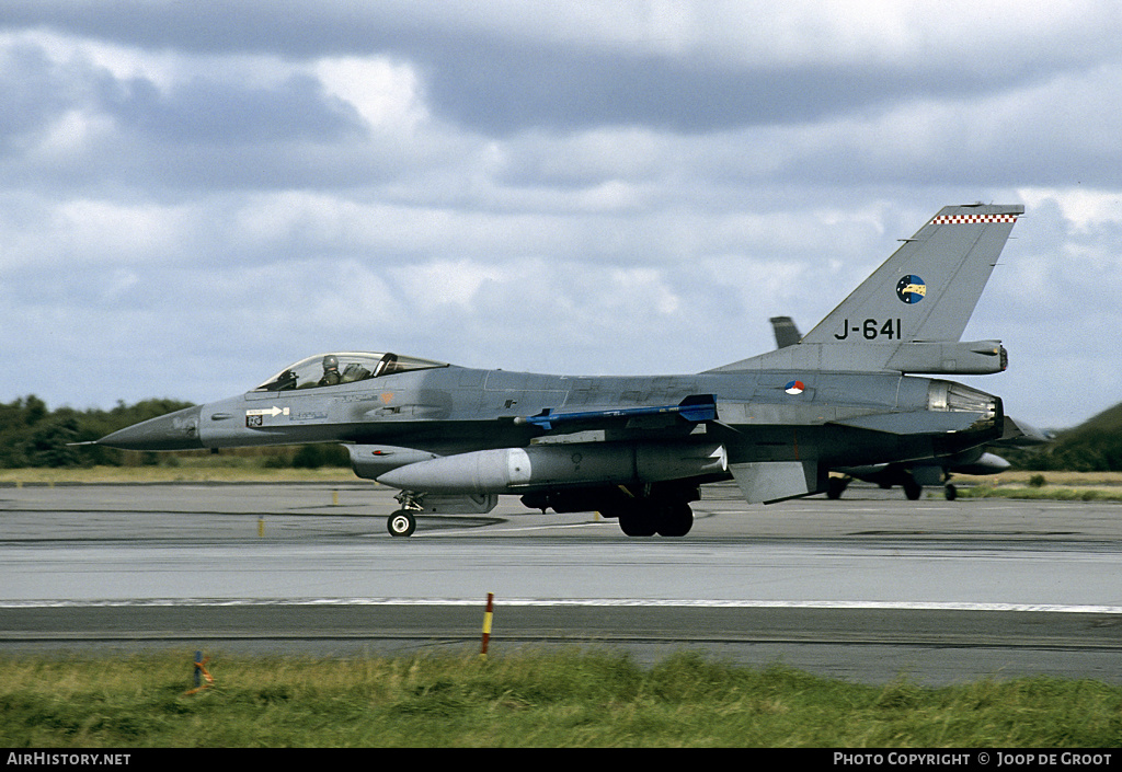 Aircraft Photo of J-641 | General Dynamics F-16A(R) Fighting Falcon | Netherlands - Air Force | AirHistory.net #55806