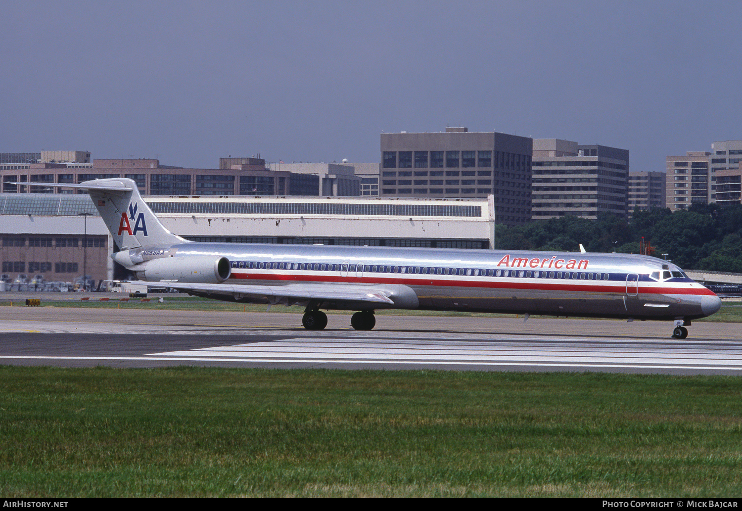 Aircraft Photo of N258AA | McDonnell Douglas MD-82 (DC-9-82) | American Airlines | AirHistory.net #55850
