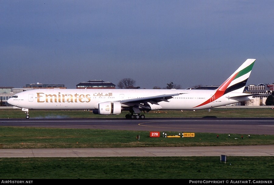 Aircraft Photo of A6-EMM | Boeing 777-31H | Emirates | AirHistory.net #55929