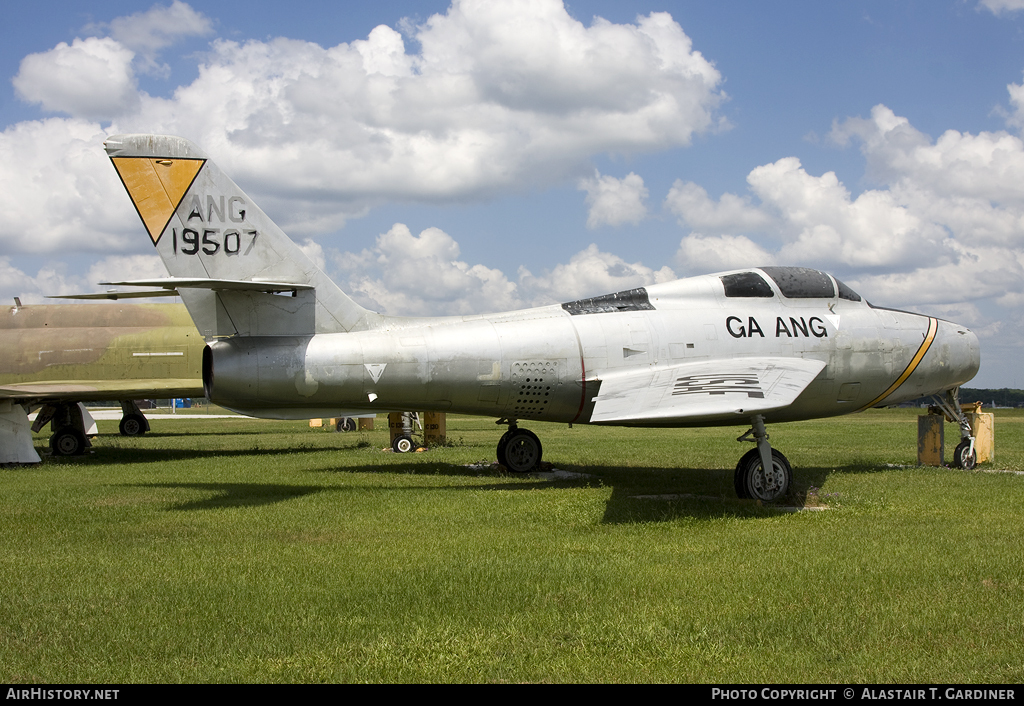 Aircraft Photo of 51-9507 / 19507 | Republic F-84F Thunderstreak | USA - Air Force | AirHistory.net #55978