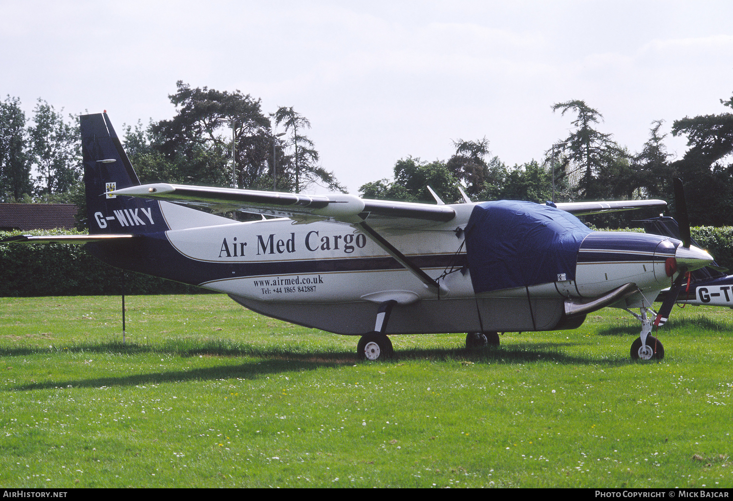 Aircraft Photo of G-WIKY | Cessna 208B Super Cargomaster | Air Med Cargo | AirHistory.net #56024