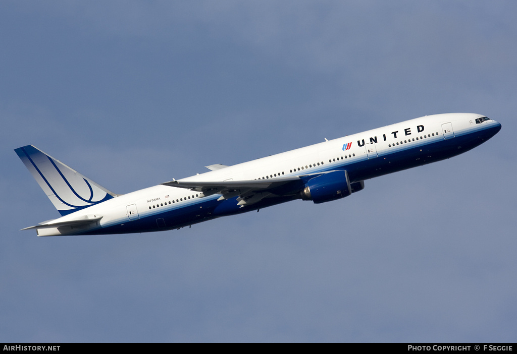 Aircraft Photo of N784UA | Boeing 777-222/ER | United Airlines | AirHistory.net #56034