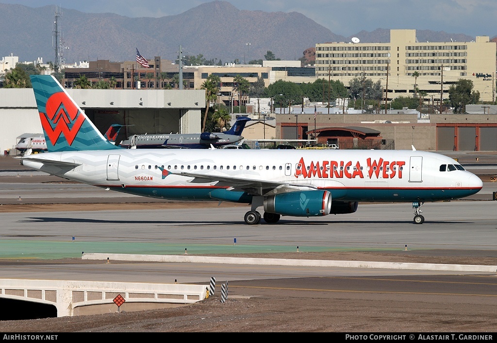 Aircraft Photo of N660AW | Airbus A320-232 | America West Airlines | AirHistory.net #56112