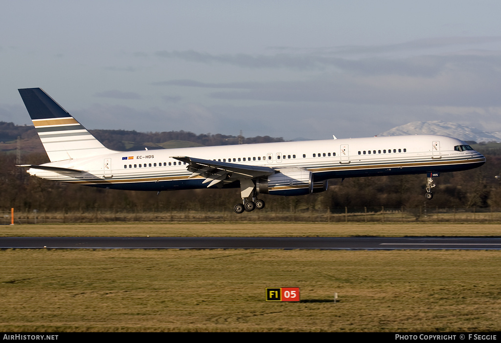 Aircraft Photo of EC-HDS | Boeing 757-256 | Privilege Style | AirHistory.net #56133