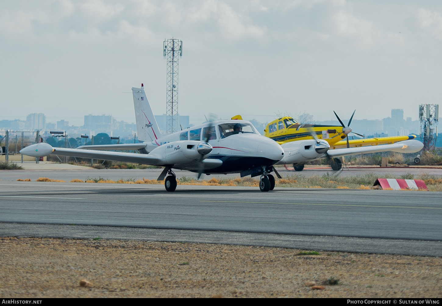 Aircraft Photo of N8911Y | Piper PA-39-160 Turbo Twin Comanche C/R | AirHistory.net #56145