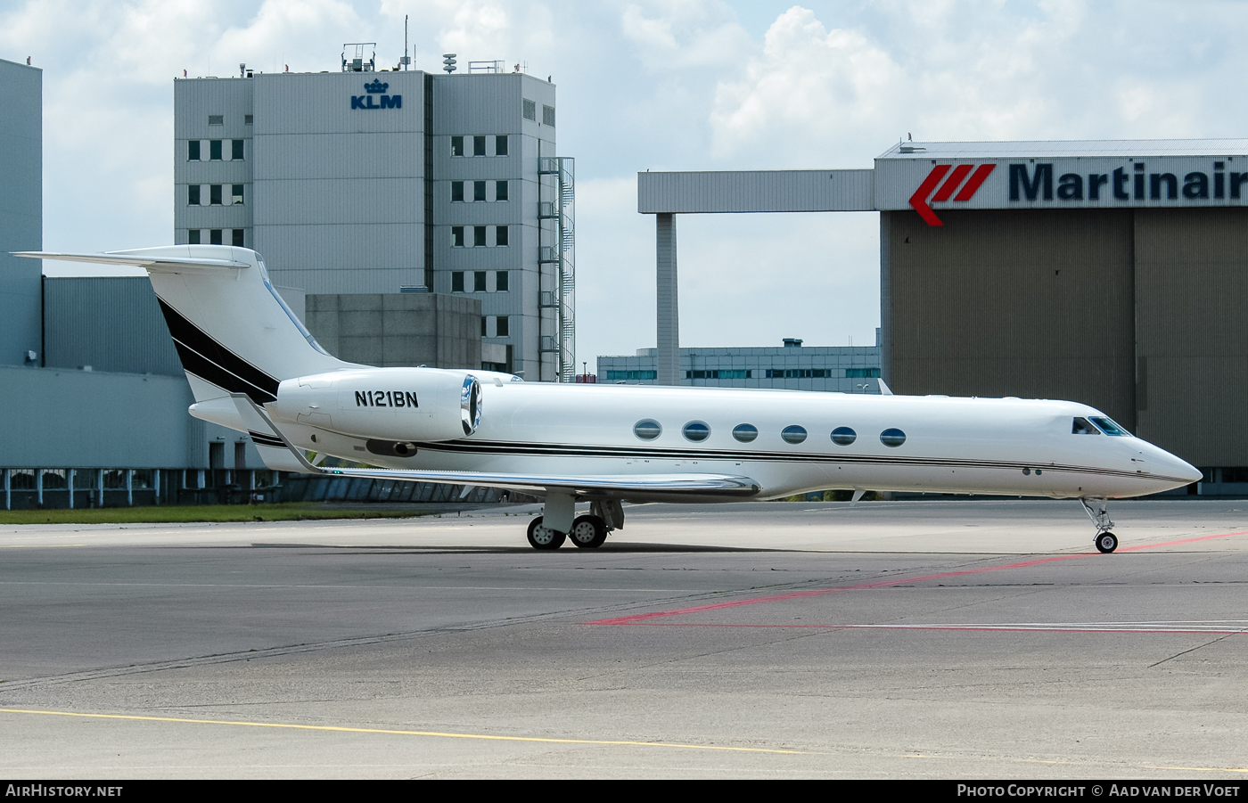 Aircraft Photo of N121BN | Gulfstream Aerospace G-V Gulfstream V | AirHistory.net #56263