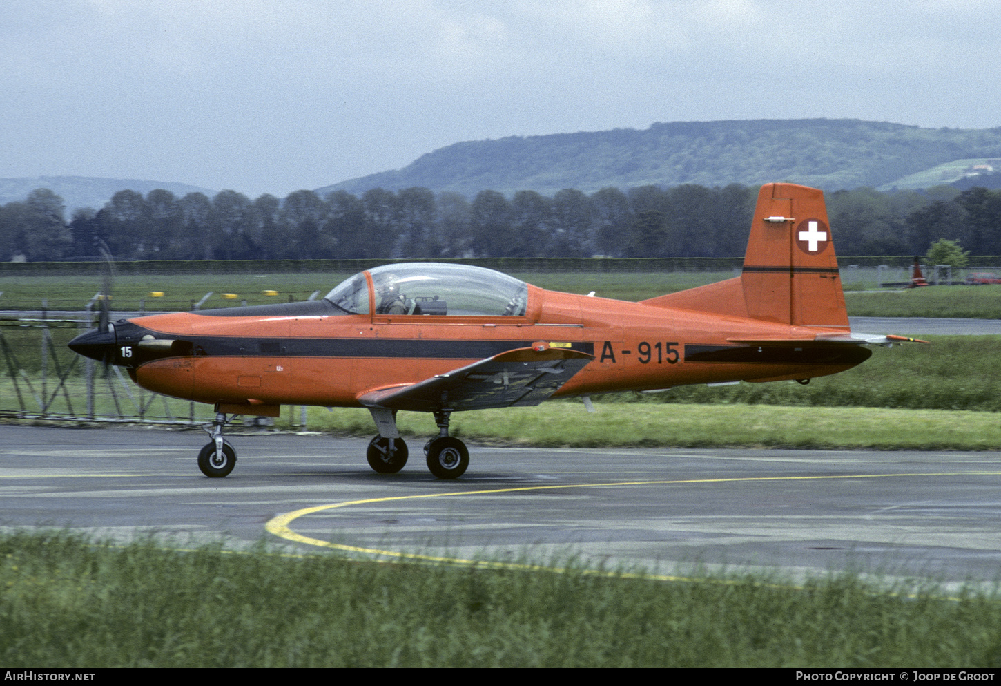 Aircraft Photo of A-915 | Pilatus PC-7 | Switzerland - Air Force | AirHistory.net #56416