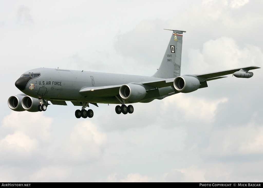Aircraft Photo of 63-8871 / 38871 | Boeing KC-135R Stratotanker | USA - Air Force | AirHistory.net #56481