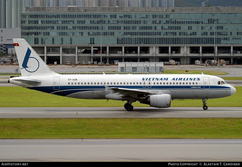 Aircraft Photo of S7-ASB | Airbus A320-214 | Vietnam Airlines | AirHistory.net #56608