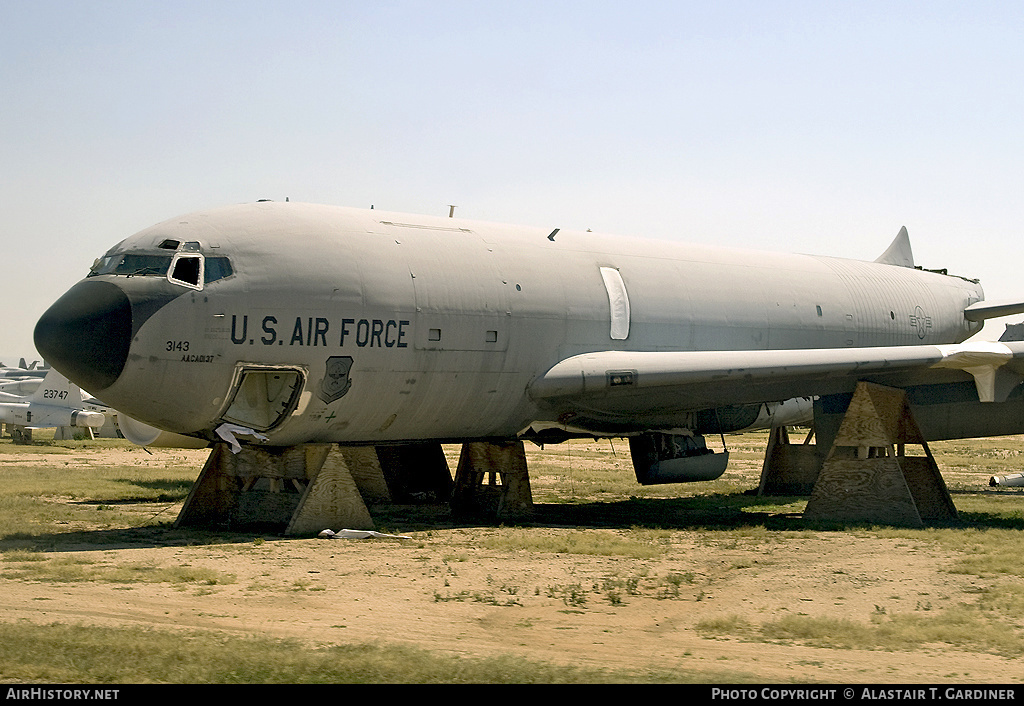 Aircraft Photo of 55-3143 | Boeing KC-135E Stratotanker | USA - Air Force | AirHistory.net #56626