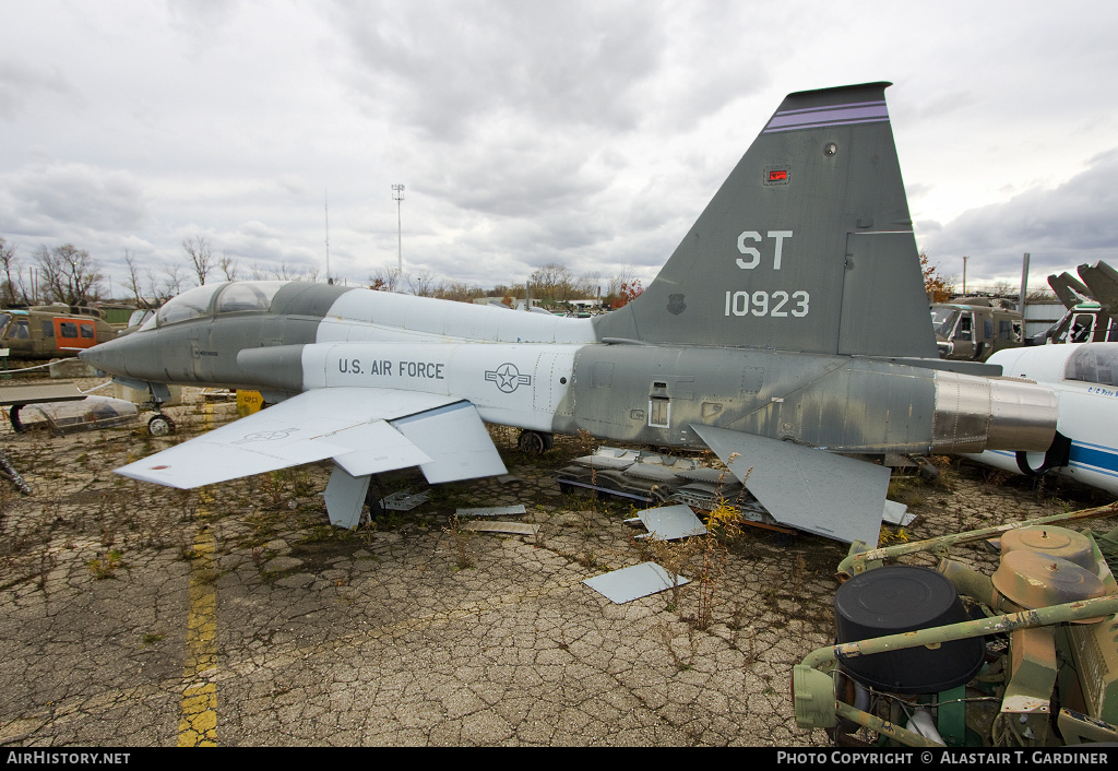 Aircraft Photo of 61-0923 / 10923 | Northrop GAT-38B Talon | USA - Air Force | AirHistory.net #56741