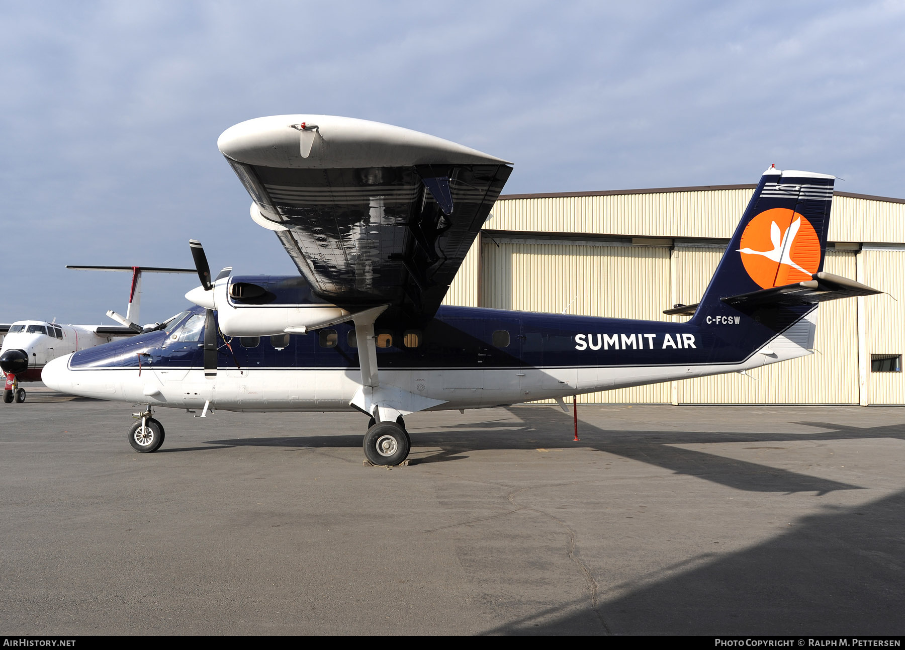 Aircraft Photo of C-FCSW | De Havilland Canada DHC-6-300 Twin Otter | Summit Air | AirHistory.net #56799