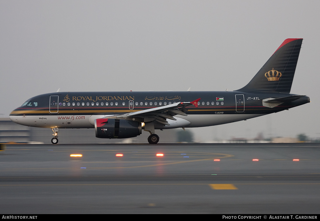 Aircraft Photo of JY-AYL | Airbus A319-132 | Royal Jordanian Airlines | AirHistory.net #56926