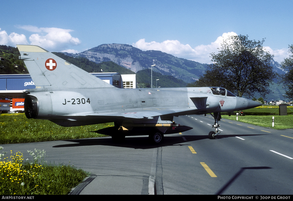 Aircraft Photo of J-2304 | Dassault Mirage IIIS | Switzerland - Air Force | AirHistory.net #56968