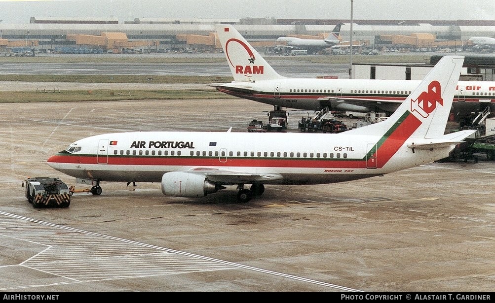 Aircraft Photo of CS-TIL | Boeing 737-382 | TAP Air Portugal | AirHistory.net #56970