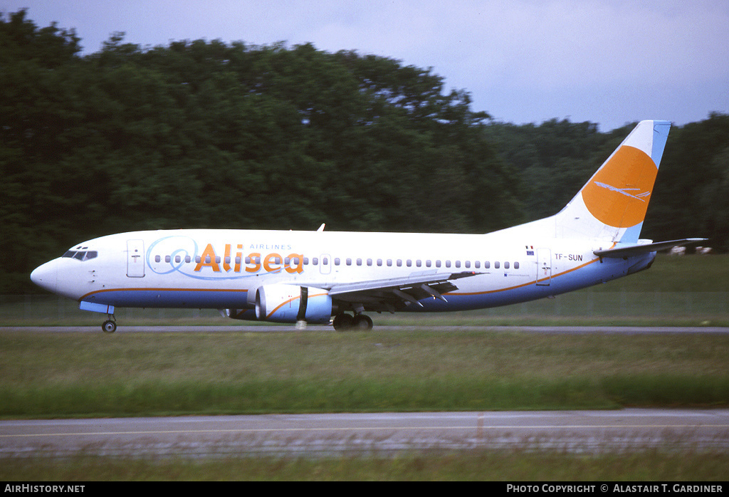 Aircraft Photo of TF-SUN | Boeing 737-3Q8 | Alisea Airlines | AirHistory.net #56998