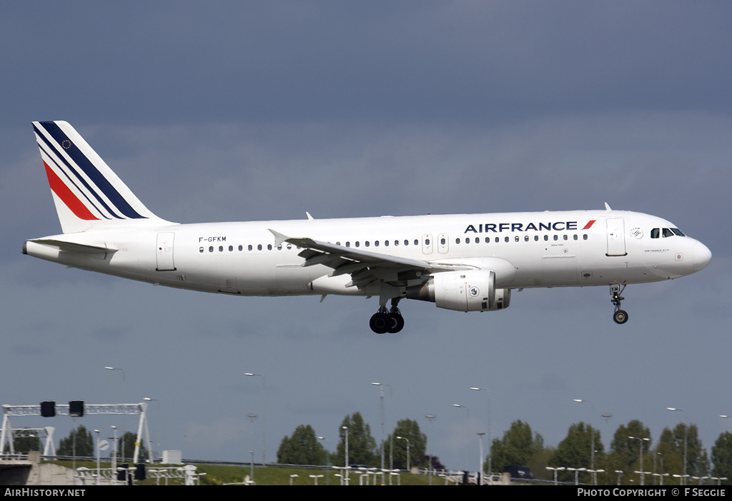 Aircraft Photo of F-GFKM | Airbus A320-211 | Air France | AirHistory.net #57116