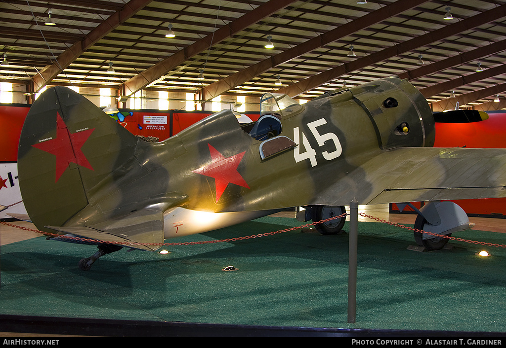 Aircraft Photo of N30425 | Polikarpov I-16 Type 24 Ishak | Soviet Union - Air Force | AirHistory.net #57289