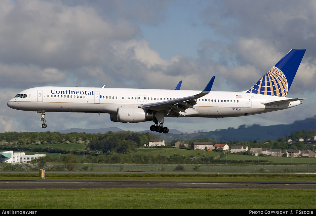 Aircraft Photo of N29129 | Boeing 757-224 | Continental Airlines | AirHistory.net #57301