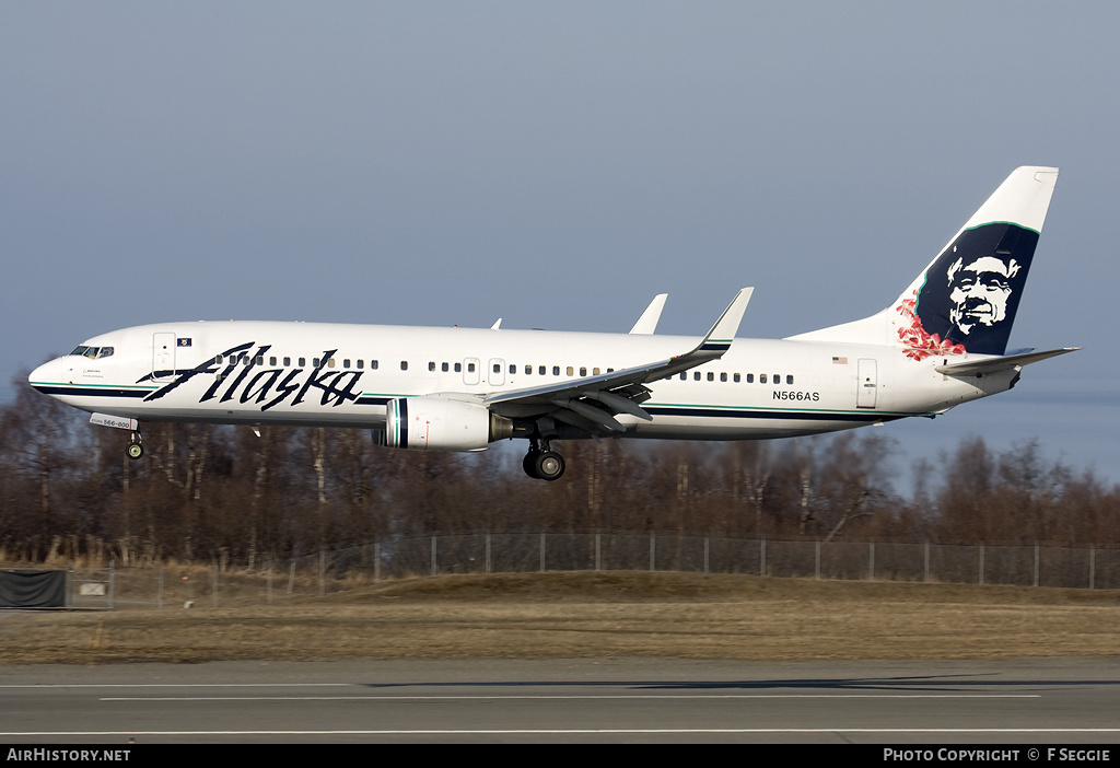 Aircraft Photo of N566AS | Boeing 737-890 | Alaska Airlines | AirHistory.net #57337