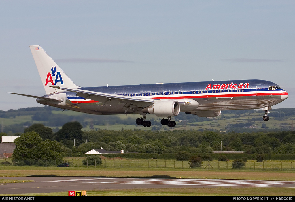 Aircraft Photo of N398AN | Boeing 767-323/ER | American Airlines | AirHistory.net #57419