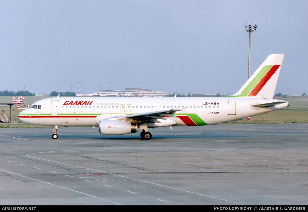 Aircraft Photo of LZ-ABA | Airbus A320-231 | Balkan - Bulgarian Airlines | AirHistory.net #57457