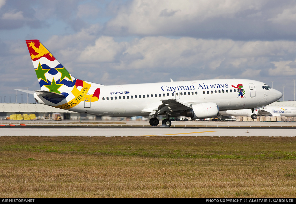 Aircraft Photo of VP-CKZ | Boeing 737-36E | Cayman Airways | AirHistory.net #57497