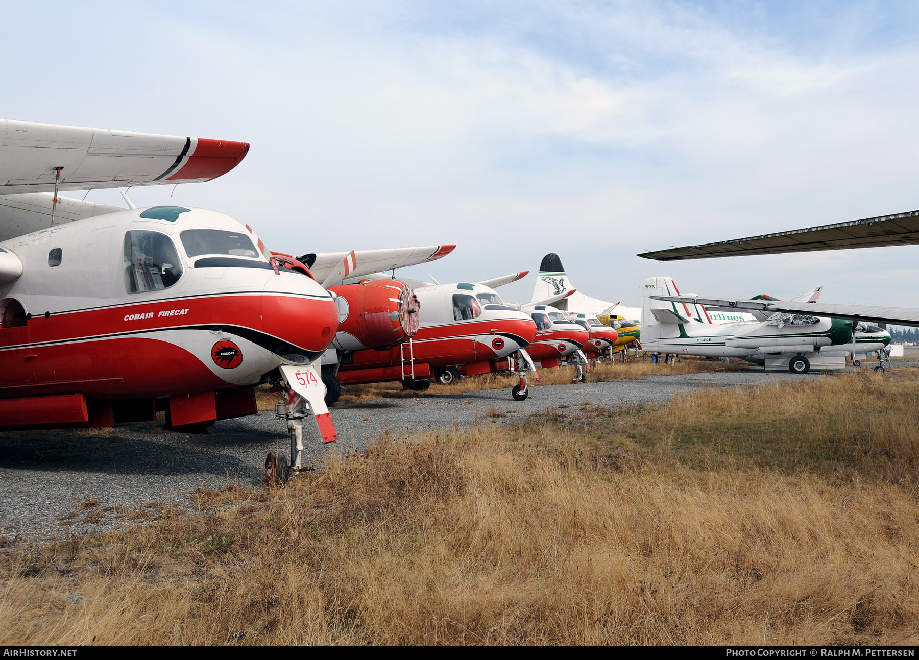 Aircraft Photo of C-FEFK | Conair S-2 Firecat | Conair Aviation | AirHistory.net #57524