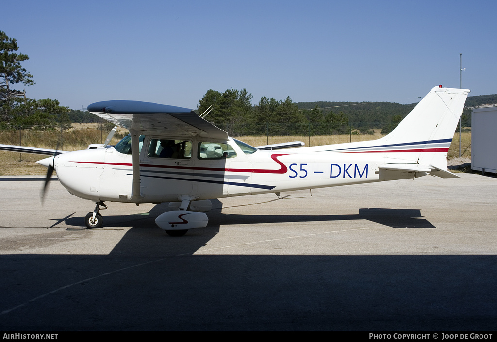 Aircraft Photo of S5-DKM | Cessna 172P Skyhawk | AirHistory.net #57612