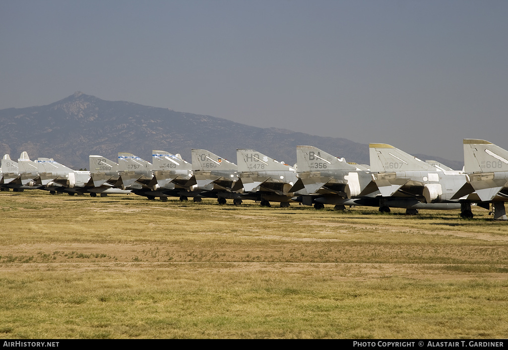 Aircraft Photo of 68-0608 / AF68-608 | McDonnell Douglas RF-4C Phantom II | USA - Air Force | AirHistory.net #57616