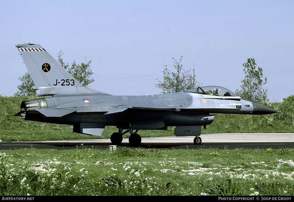 Aircraft Photo of J-253 | General Dynamics F-16A Fighting Falcon | Netherlands - Air Force | AirHistory.net #57633