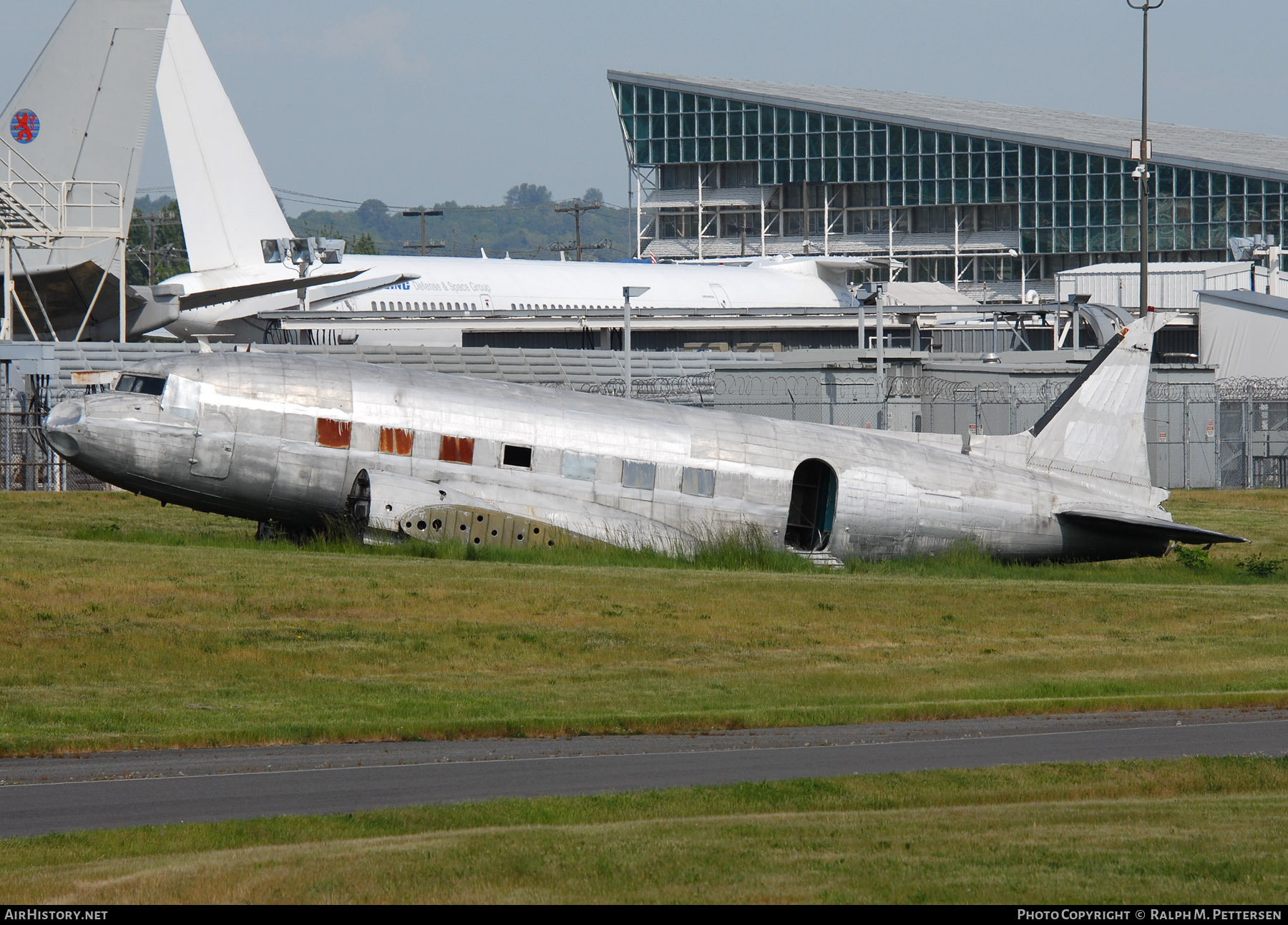 Aircraft Photo of N15748 | Douglas DC-3(A) | AirHistory.net #57671