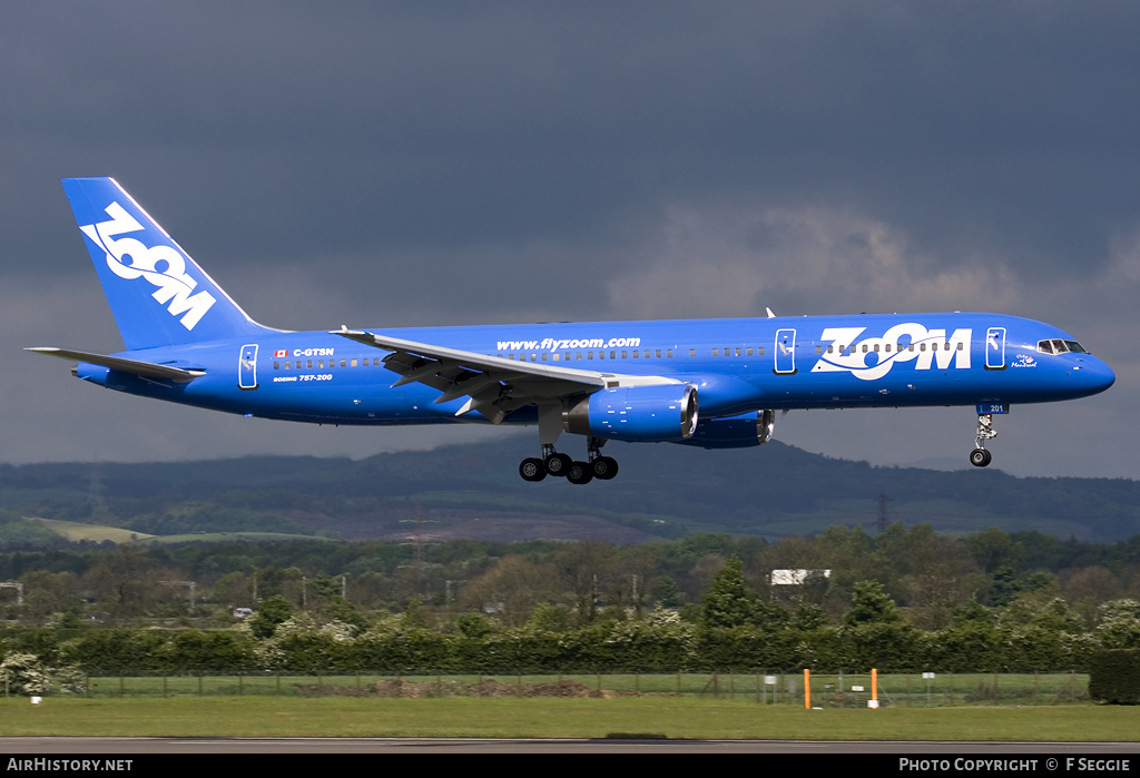 Aircraft Photo of C-GTSN | Boeing 757-28A | Zoom Airlines | AirHistory.net #57791