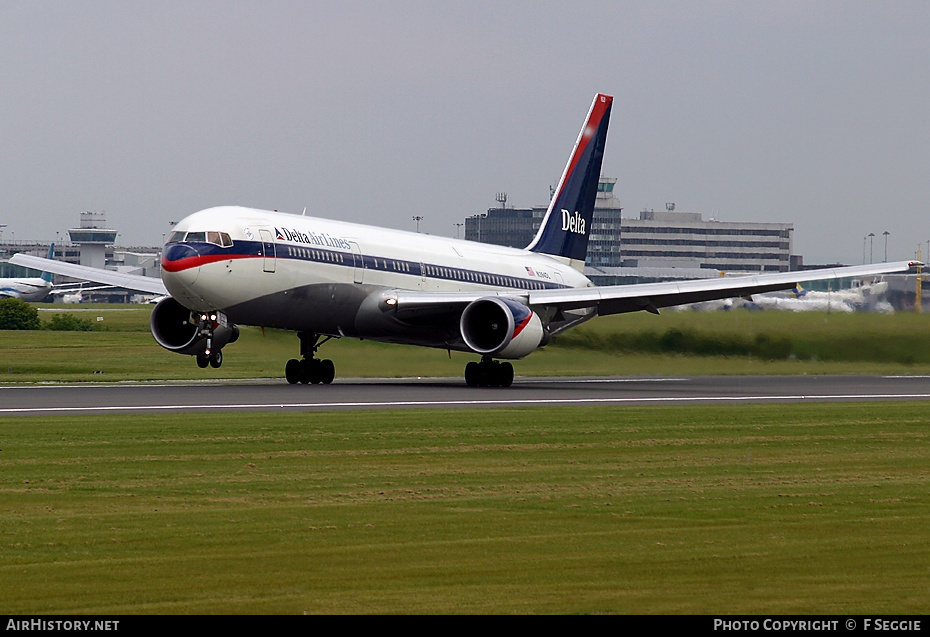 Aircraft Photo of N394DL | Boeing 767-324/ER | Delta Air Lines | AirHistory.net #57847