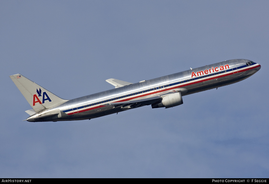 Aircraft Photo of N352AA | Boeing 767-323/ER | American Airlines | AirHistory.net #57993