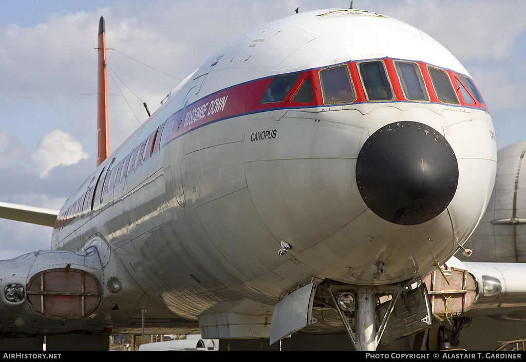 Aircraft Photo of XS235 | De Havilland D.H. 106 Comet 4C | UK - Air Force | AirHistory.net #58040