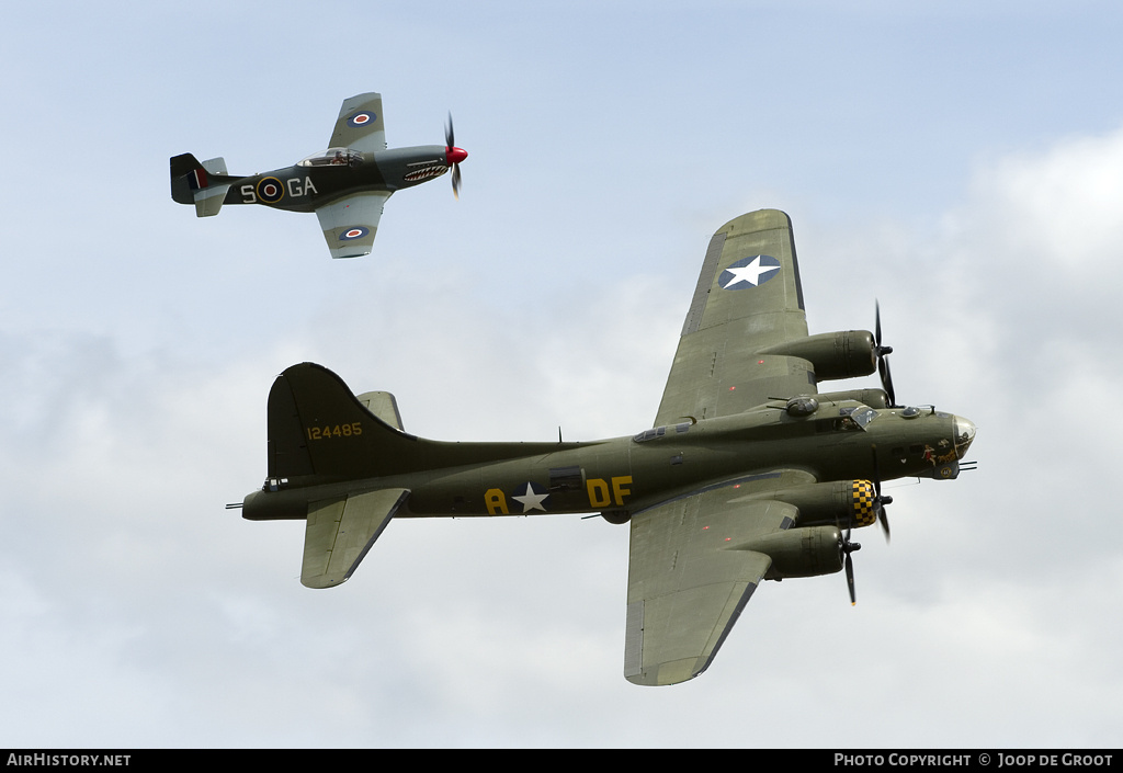 Aircraft Photo of G-BEDF / 124485 | Boeing B-17G Flying Fortress | USA - Air Force | AirHistory.net #58043