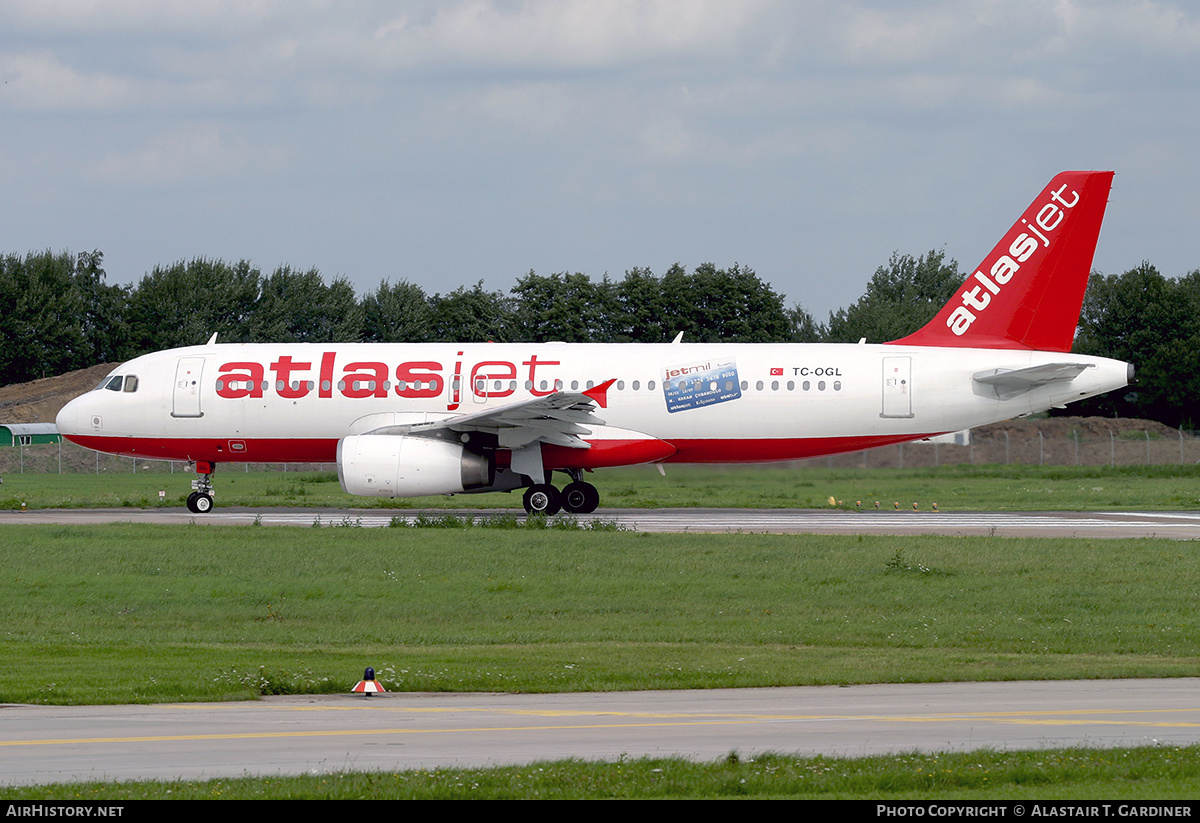 Aircraft Photo of TC-OGL | Airbus A320-232 | Atlasjet Airlines | AirHistory.net #58093