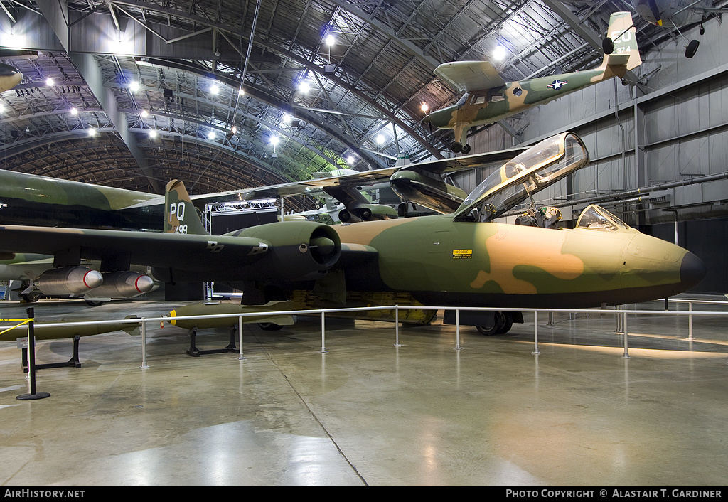 Aircraft Photo of 52-1499 / AF52-499 | Martin EB-57B Canberra | USA - Air Force | AirHistory.net #58116