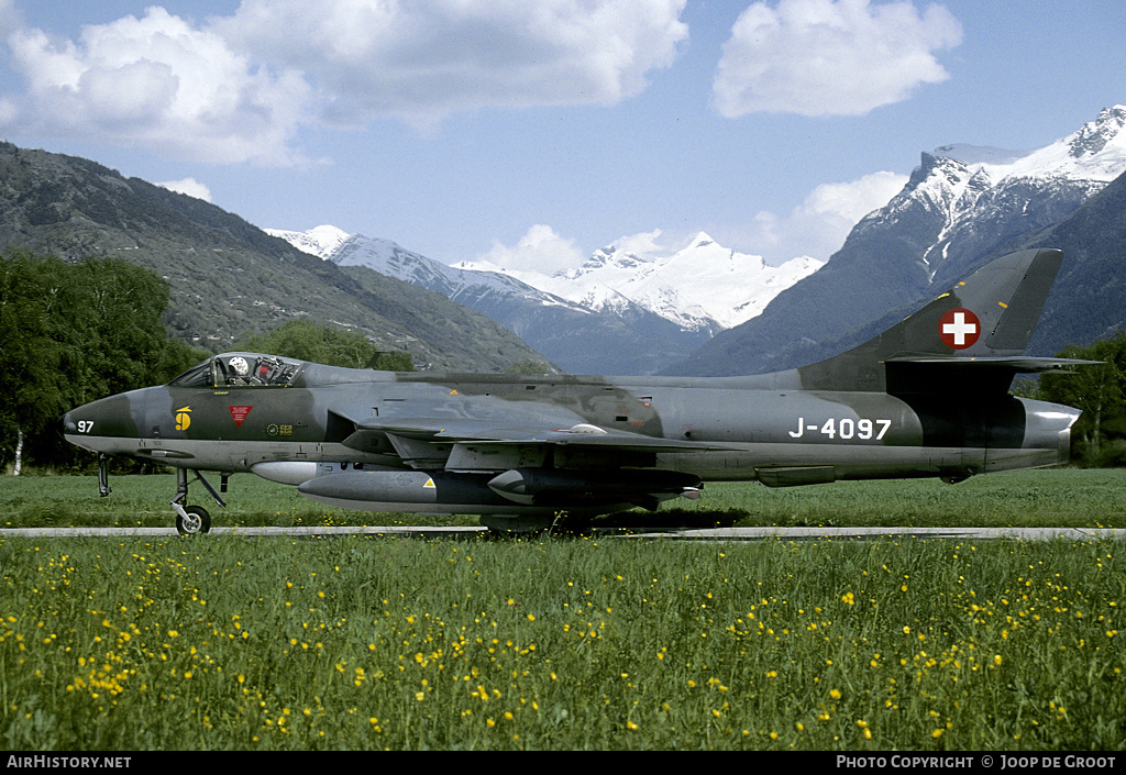 Aircraft Photo of J-4097 | Hawker Hunter F58 | Switzerland - Air Force | AirHistory.net #58151