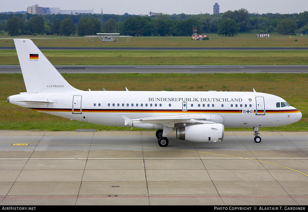 Aircraft Photo of 1501 | Airbus ACJ319 (A319-133/CJ) | Germany - Air Force | AirHistory.net #58331